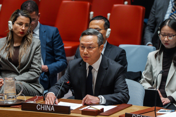 China insta a reanudar negociaciones nucleares con Irán en la ONU