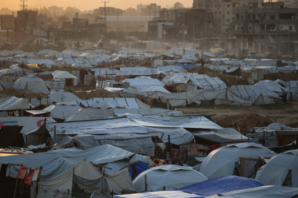 Diez países exigen mejorar la ayuda humanitaria en Gaza