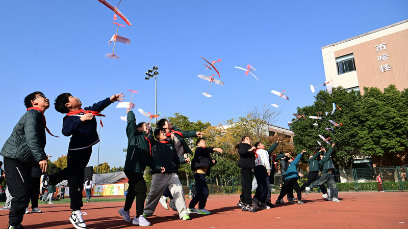Xi Jinping impulsa la formación de valores y hábitos en los menores