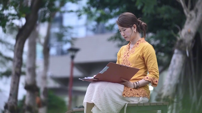 Ye_Lingling__Puentes_culturales_en_el_Puerto_de_Libre_Comercio_de_Hainan video poster