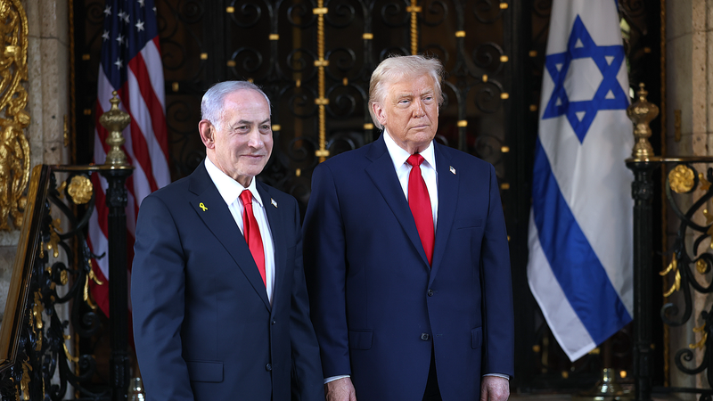 Trump advierte a Irán con ataque si se rearma