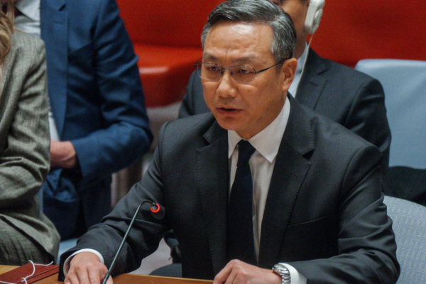 China solicita a EE. UU. detener su campaña contra Venezuela