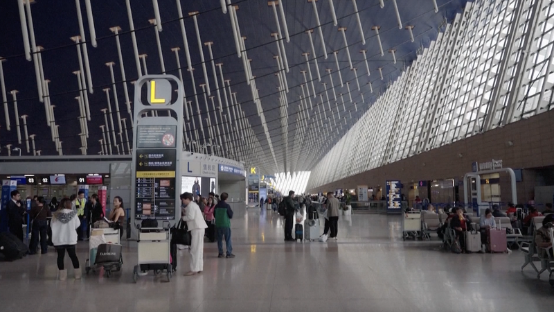 Turistas chinos prefieren Tailandia tras alertas de viaje a Japón video poster