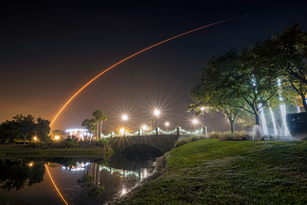 Starlink baja órbita de 4.400 satélites para mejorar la seguridad