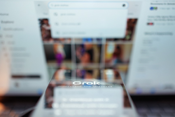 X bloquea a Grok para impedir imágenes sexualizadas