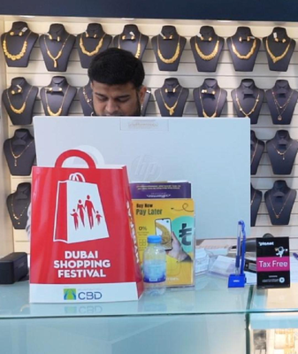 Inversión en alza: Oro en Dubai sube 70% y atrae a más inversores video poster