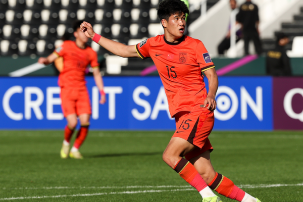 China lidera el Grupo D tras victoria por la mínima ante Australia