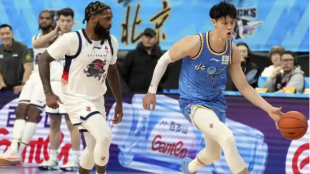 Akoon_Purcell_define_con_buzzer_beater_el_triunfo_de_Shandong_sobre_Beijing