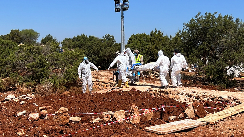 Descubren_fosas_con_21_migrantes_en_Libia_oriental