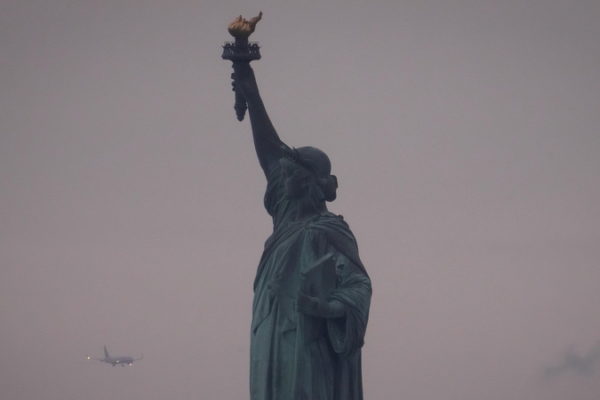 EE_UU__impone_nuevas_restricciones_de_entrada_desde_el_1_de_enero_de_2026