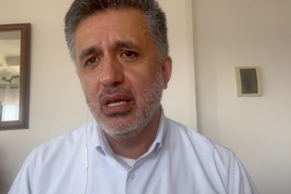 Ex_embajador_boliviano_condena_acciones_de_EE_UU__en_Venezuela video poster