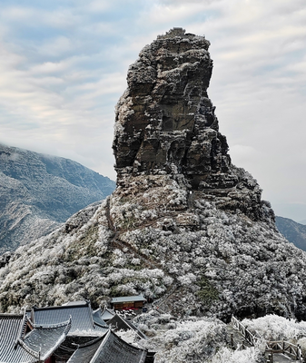 Montaña Fanjing: un paraíso invernal de ensueño video poster