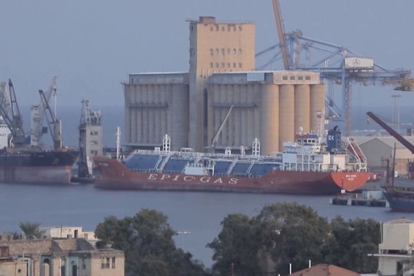 Port Sudan: la columna vertebral digital de Sudán en conflicto video poster