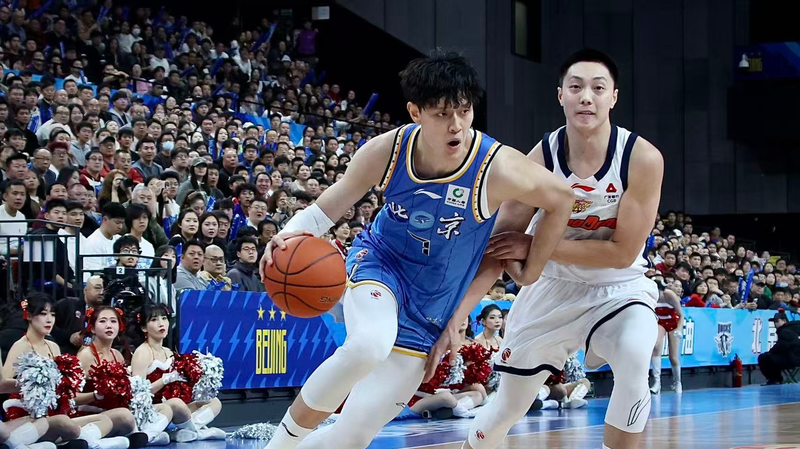 Los_Beijing_Ducks_detienen_racha_de_8_victorias_de_Guangdong_con_paliza_105_74