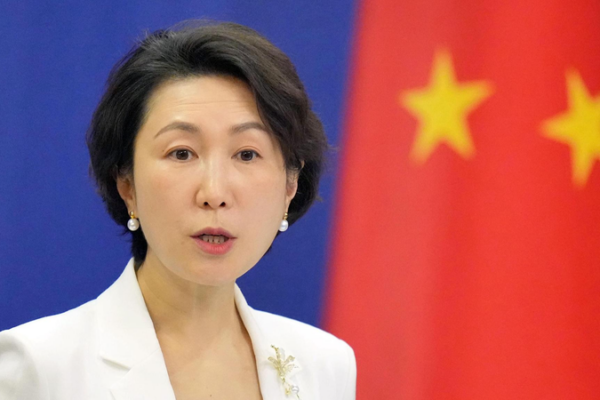 China defiende sus intereses ante aranceles de Trump por Irán