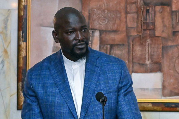 Xi felicita a Doumbouya tras elección en Guinea