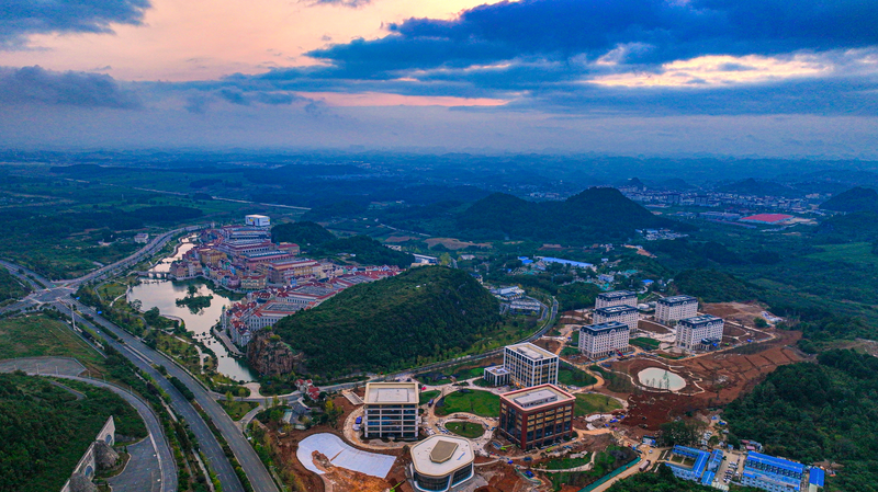 Guizhou, la 'valle digital' china, eleva su potencia informática a 150 EFLOPS en 2025