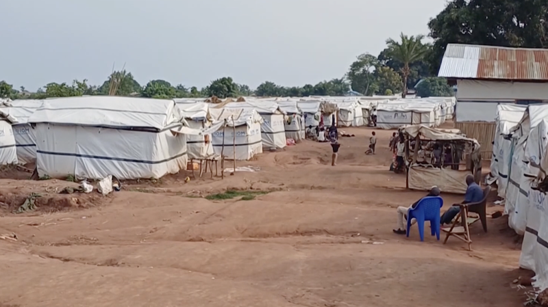 Conflicto en el este del Congo impulsa éxodo masivo hacia Tanganyika video poster