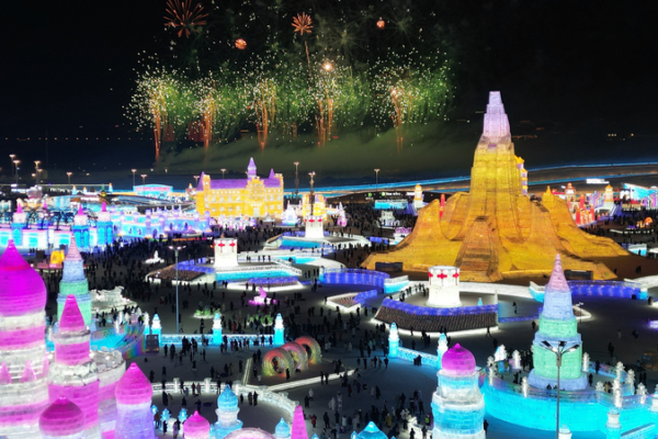 Récord en China: 14 075 empresas impulsan turismo de nieve