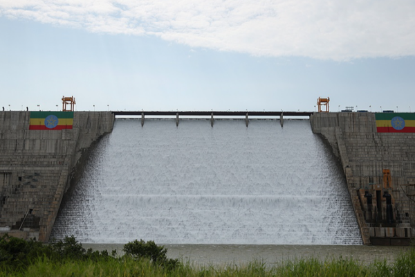 Trump ofrece reactivar mediación en disputa por presa del Nilo