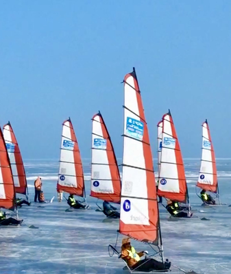 Regata_de_vela_sobre_hielo_en_Xinjiang_impulsa_el_turismo_invernal video poster