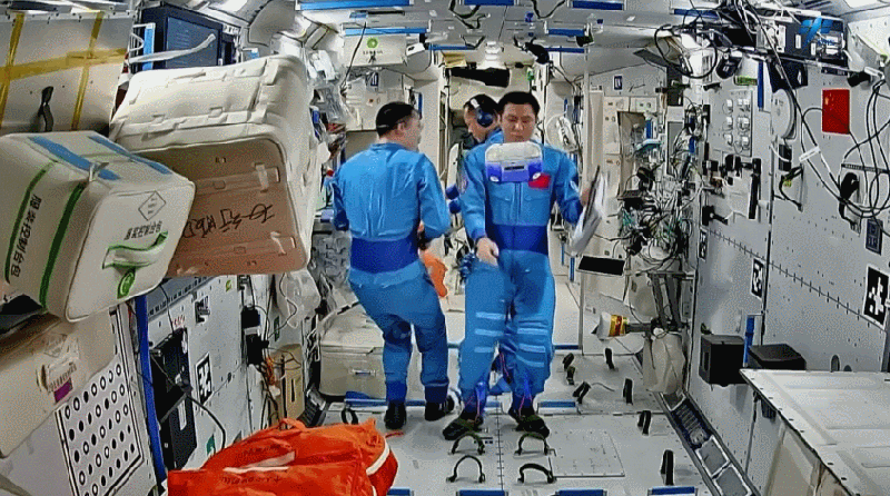Shenzhou-21: Astronautas avanzan en ciencia y vida tras casi 80 días en órbita
