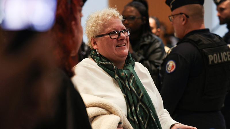 Condenan a 10 por ciberacoso a Brigitte Macron en París