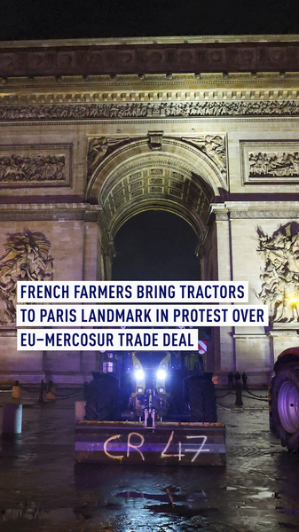 Tractores invaden París: agricultores franceses protestan contra el acuerdo Mercosur video poster