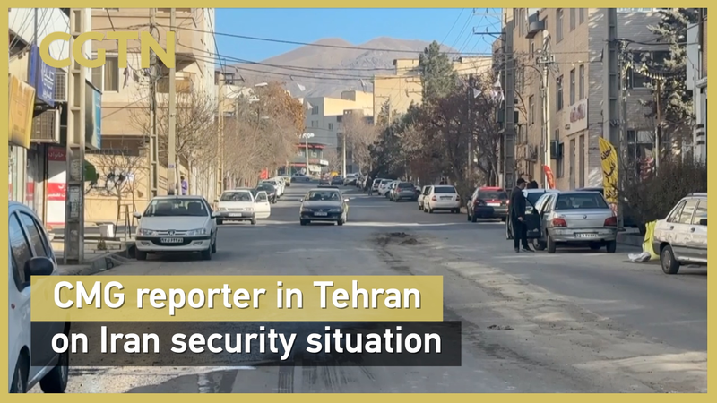 Irán eleva alerta de seguridad tras disturbios y Karaj mantiene la calma video poster