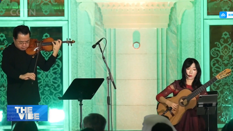 Recital en Abu Dabi acerca culturas de China y Emiratos Árabes video poster