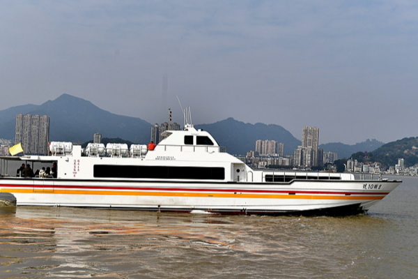 Récord de viajes en el 25º aniversario de los mini tres vínculos