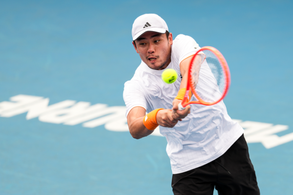 Wu_Yibing__Yuan_Yue_y_Bai_Zhuoxuan_avanzan_al_cuadro_principal_del_Open_de_Australia