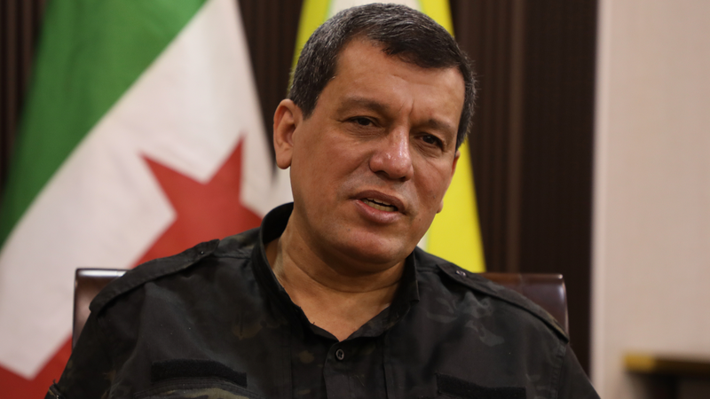 Líder del SDF viaja a Damasco para consolidar acuerdo de cese al fuego