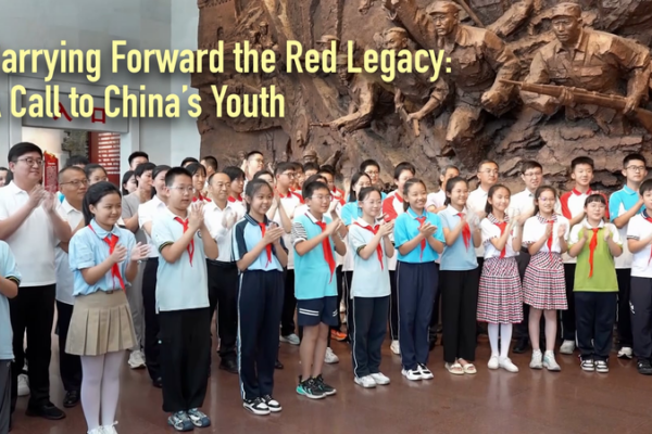Xi_Jinping_inspira_a_la_juventud_china_a_impulsar_la_herencia_roja video poster